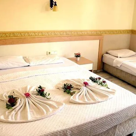 Rosy Hotel